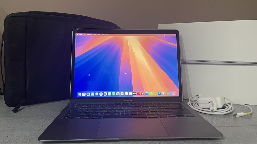 Apple Macbook Air M1