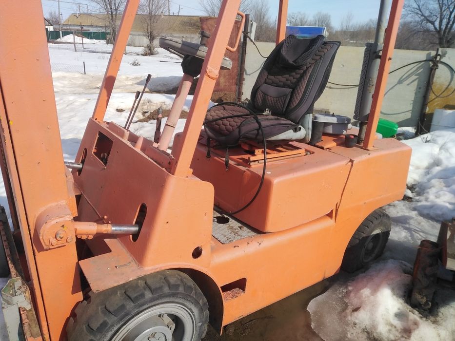 Погрузчик болтнкар