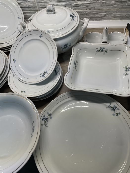 Serviciu de masa din portelan