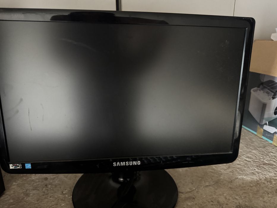 Компютър 4GB RAM