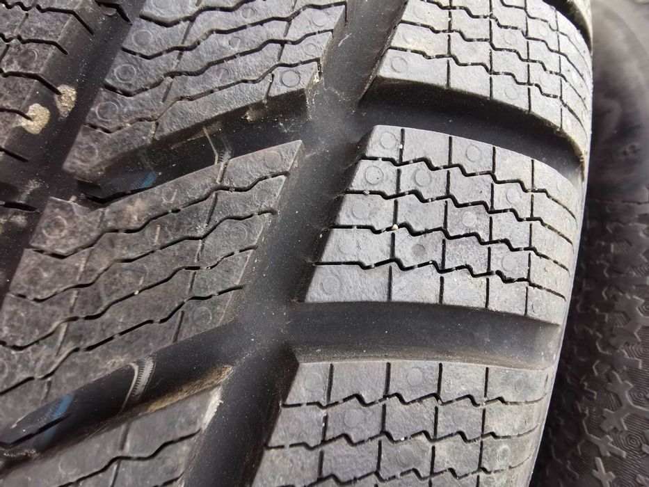 245 50 19 continental ts870P