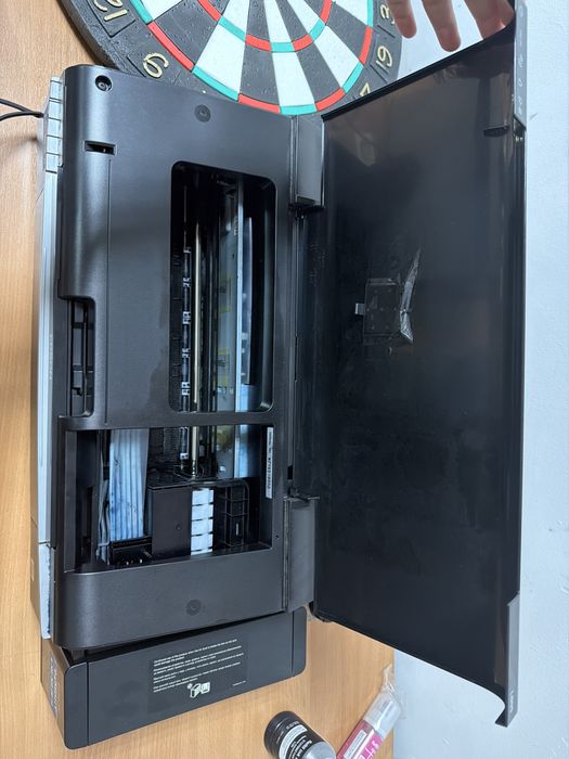 Принтер Epson L805 — 170 000 ₸, в отличном состоянии