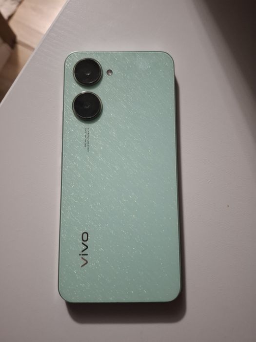 Vivo Y03, 4+4/128 ГБ