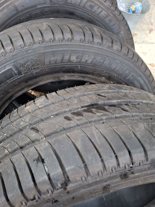 Летни гуми Мишели за бус 253 60 17 Сн