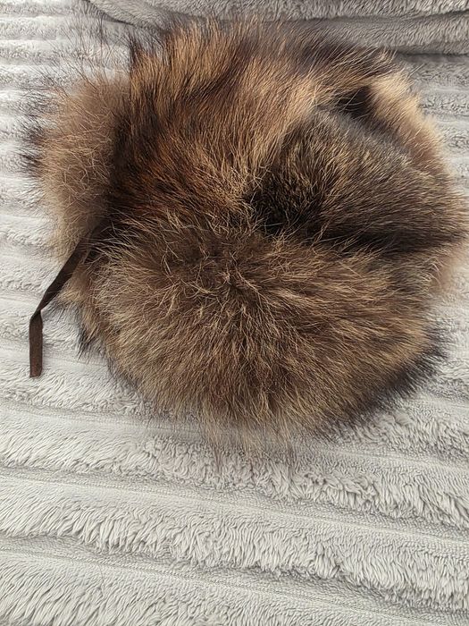 Caciula blana naturală