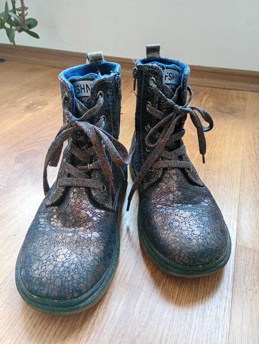 Боти за момиче номер 33