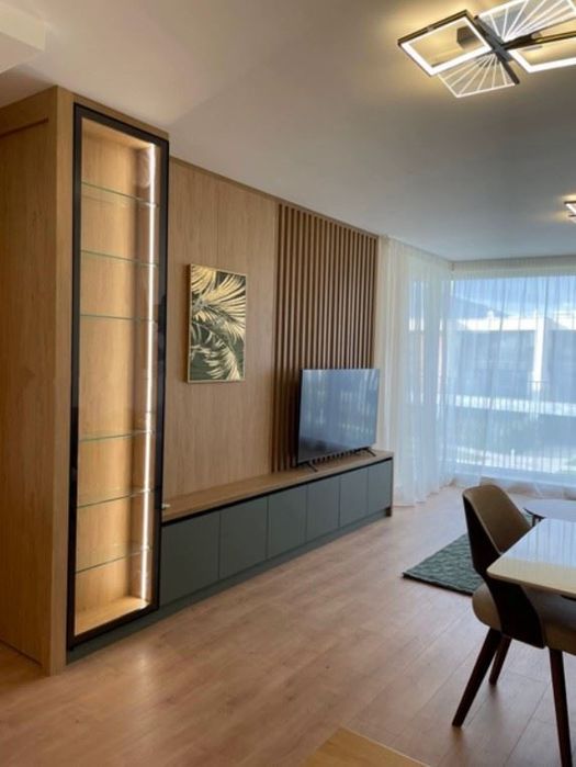 Дава се под наем Двустаен апартамент в София, Витоша - 62 кв.м за 896.58 € - Снимка #1