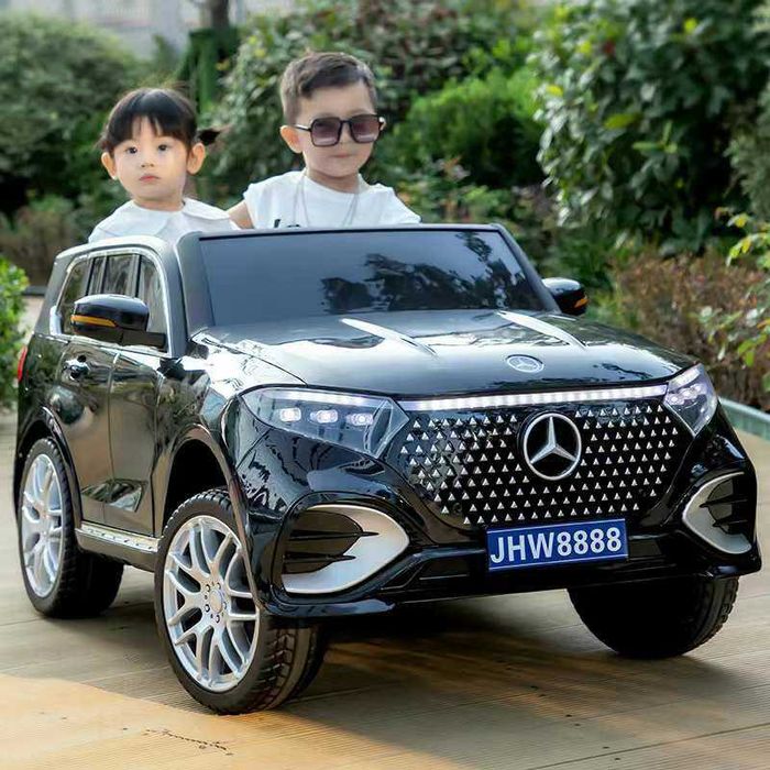 Детская машина мерседес бенс