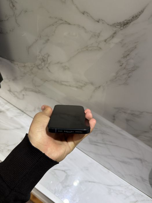 iPhone 13 продается