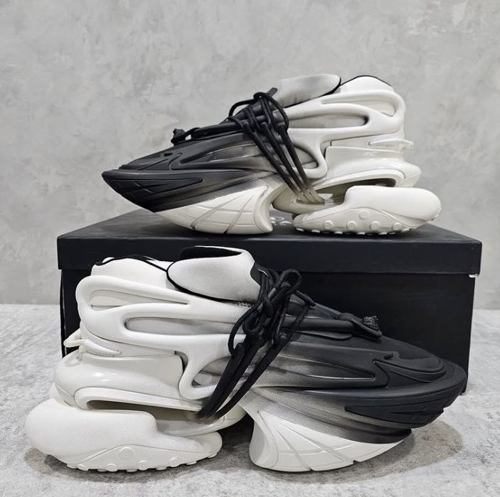 Adidasi balmain unicorn black and white