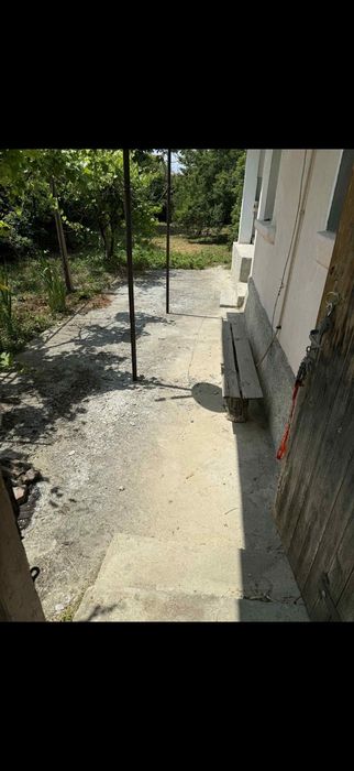 Продава се Къща в Дългопол - 900 кв.м за 48 €/кв.м - Снимка #1