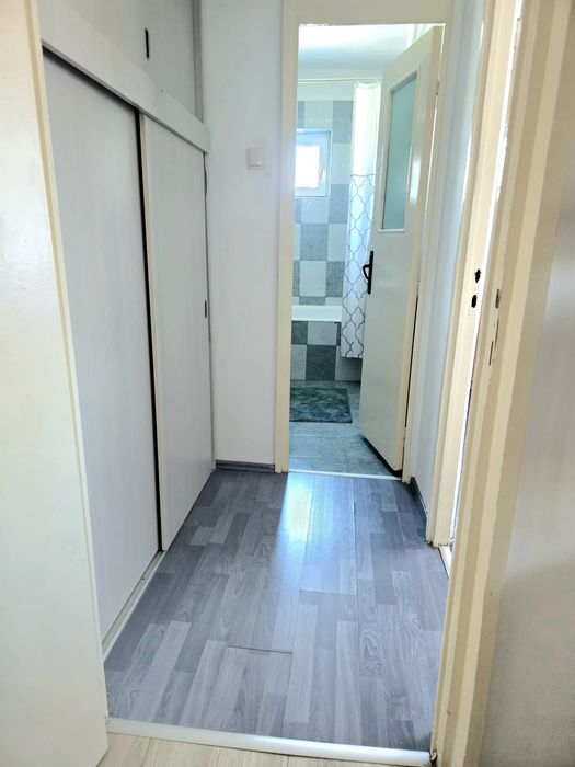 Proprietar, vand apartament cu doua camere
