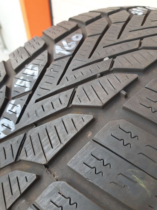 Зимни гуми 4 броя SEMPERIT SpeedGrip2 195 55 R16 дот 2716