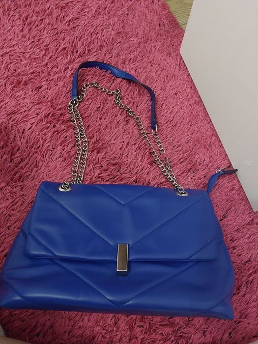 Дамска     чанта