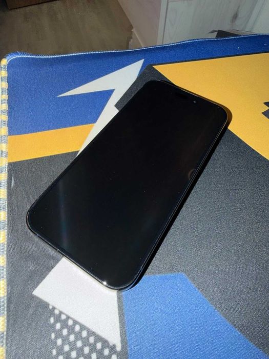 iPhone 15 Pro 128 GB, impecabil.