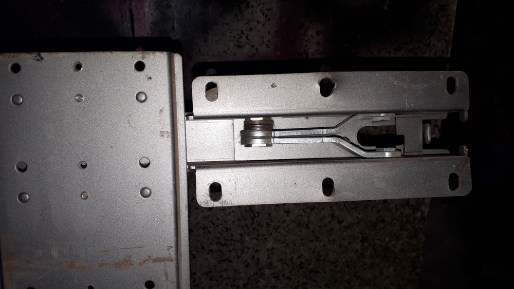 Продам телевизор LG rt-42px10