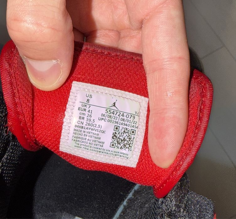 Jordan 1 Bred Toe Negociabili