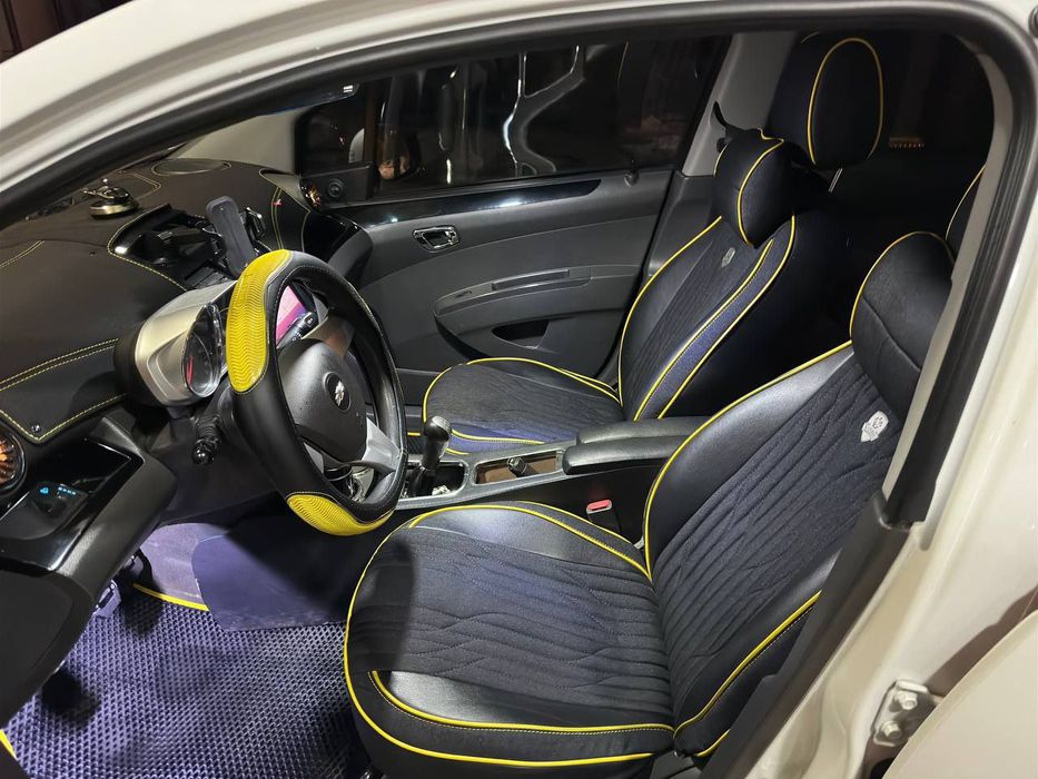 Срочно Спарк 2 поз. 2016 й. Сотилади