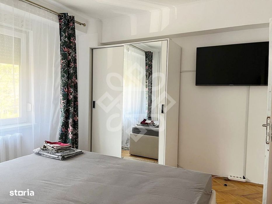 Apartament cu 3 camere de inchiriat pe bld. Stefan cel Mare