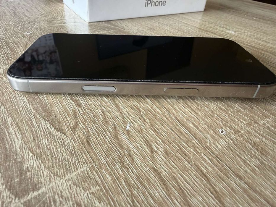 Iphone 16 pro 256 Natural titanium