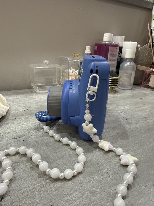 Instax mini 9 2023 году покупала