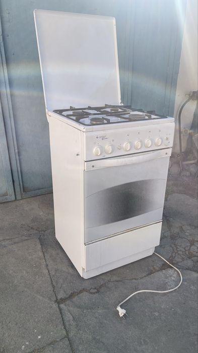 Газ плита продам