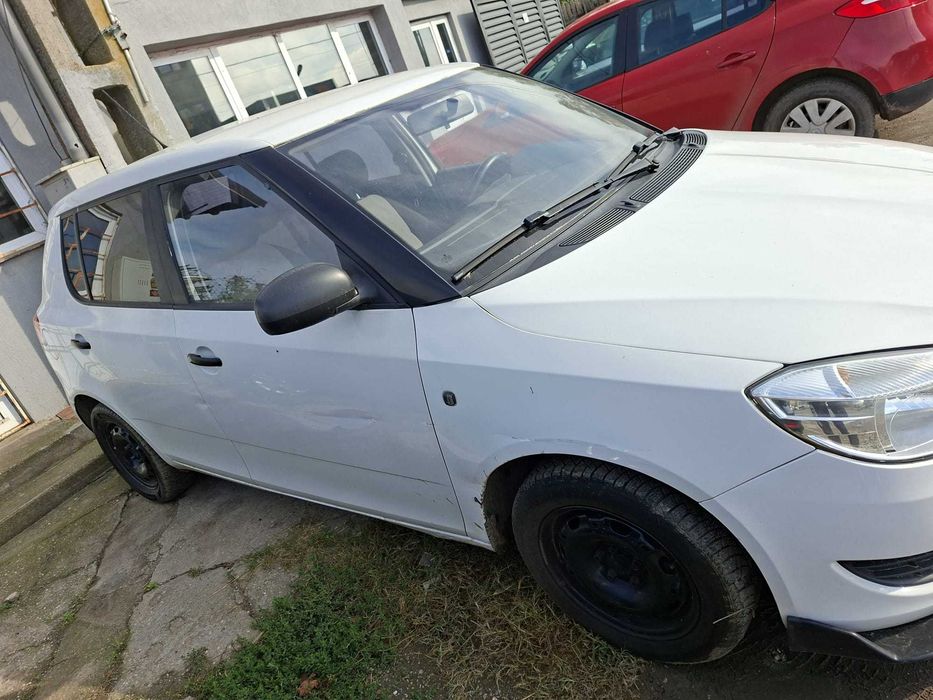 SKODA Fabia 2010 — imagine 2