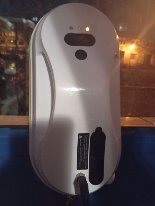 Aparat spălat geamurile inteligent