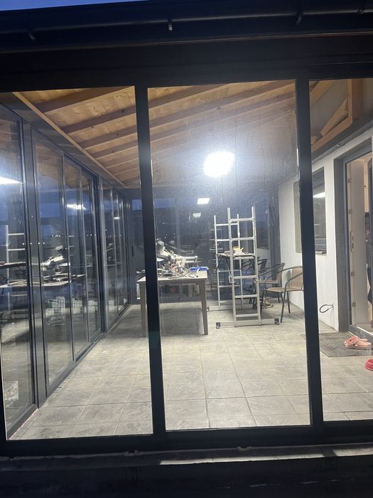 Usi glisante pentru terase si foisoare