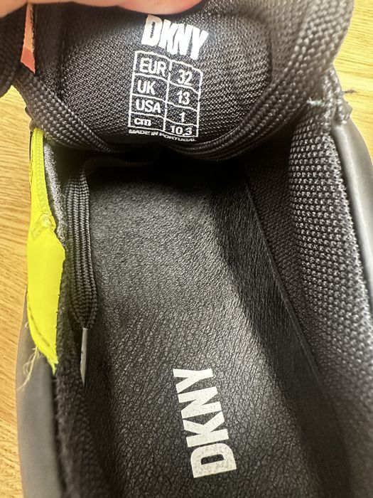 Детски обивки DKNY