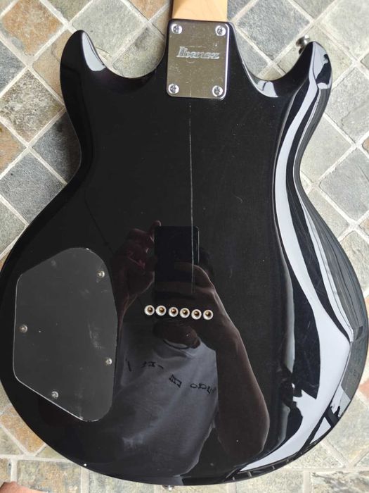 Chitară electrică Ibanez GAX30 Gio + husă impermeabilă