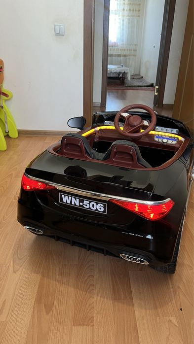 Продается Детский электрокар детская машина