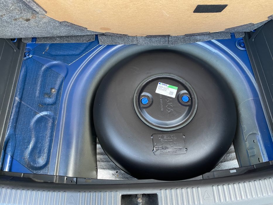 Skoda Fabia 1.0 MPI, 11.2021 г., перфектно техническо състояние