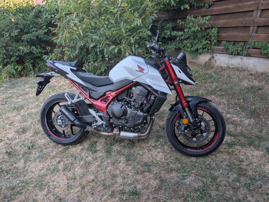 Honda CB750 Hornet 2024 | 17.000 km | QS UP/DOWN | Shark | Anvelope noi| Posibilitate înscriere ca A2