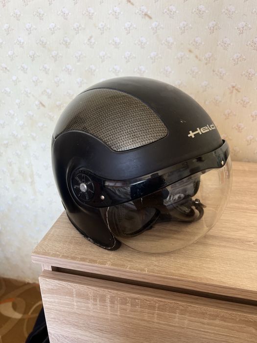 Каска за скутер мотопед и др.