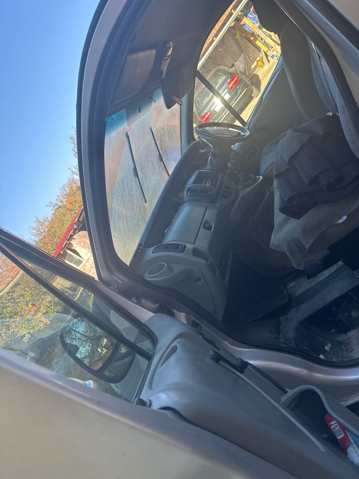 Auto mașina autoutilitara