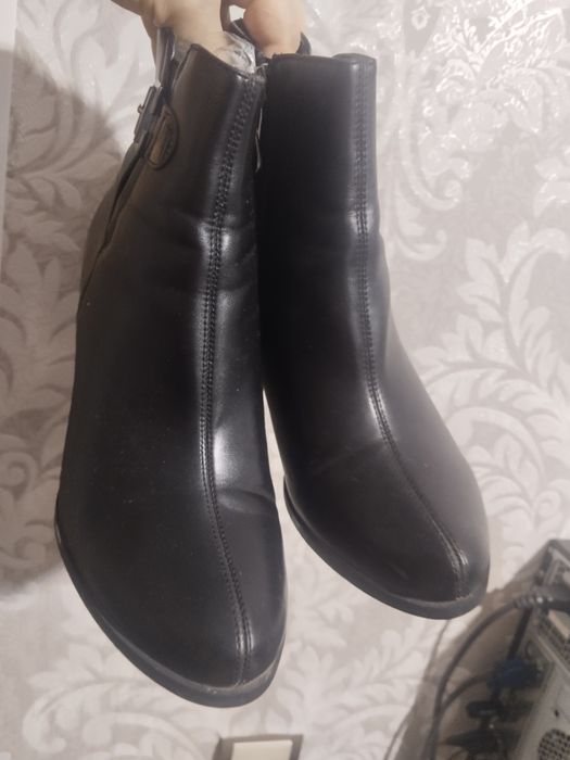 Продам сапожки осение 7000