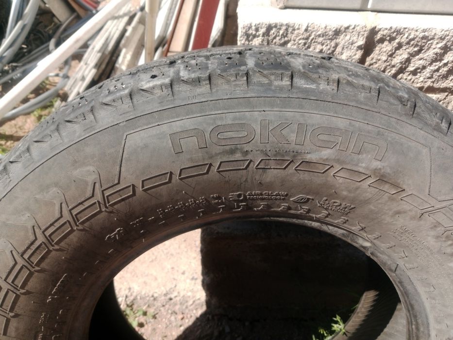 Продам шины размер 265,-70 r17 17