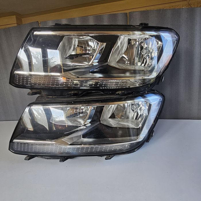 Оригинален Ляв фар за Vw Tiguan 16-20.