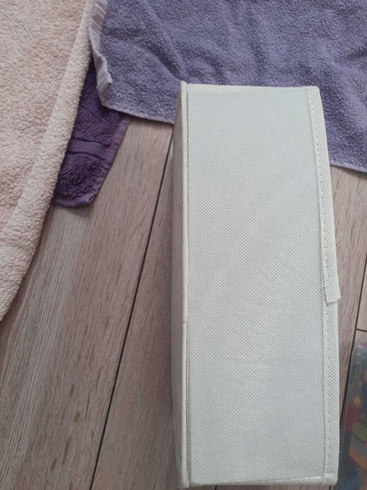 Комплект кърпи за лице и кутии от English home-15 лв