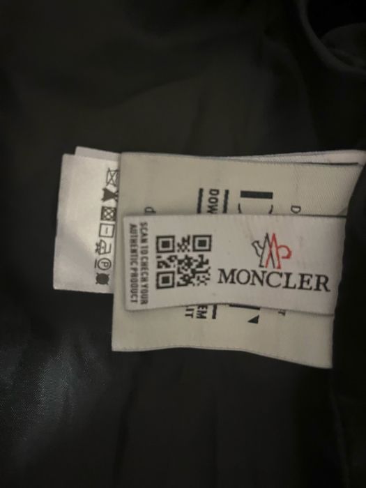 Яке Moncler Maya