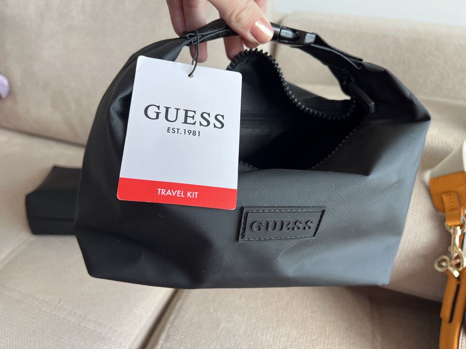 Нови оригинални несесери Guess, Furla, Ted Baker