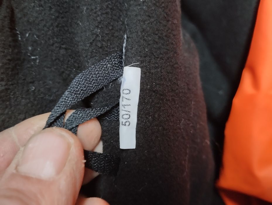 Продам зимние куртку со штанами