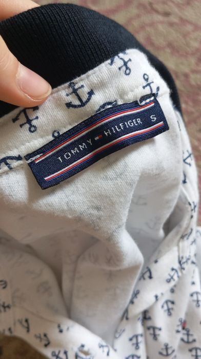 Женская финка,футболка Tommy Hilfiger