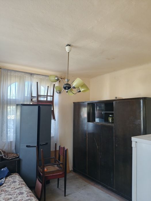 Casă/teren de vânzare