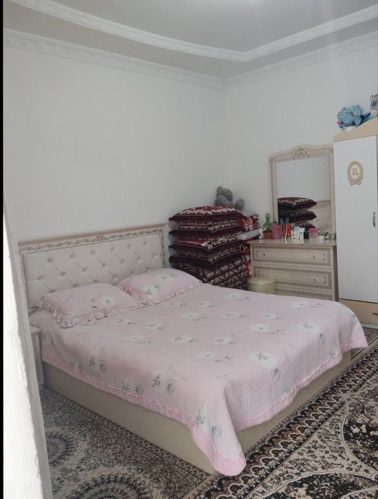 Hovli 6 sotik sotiladi yoki 3 hona domga obmen doplata blan