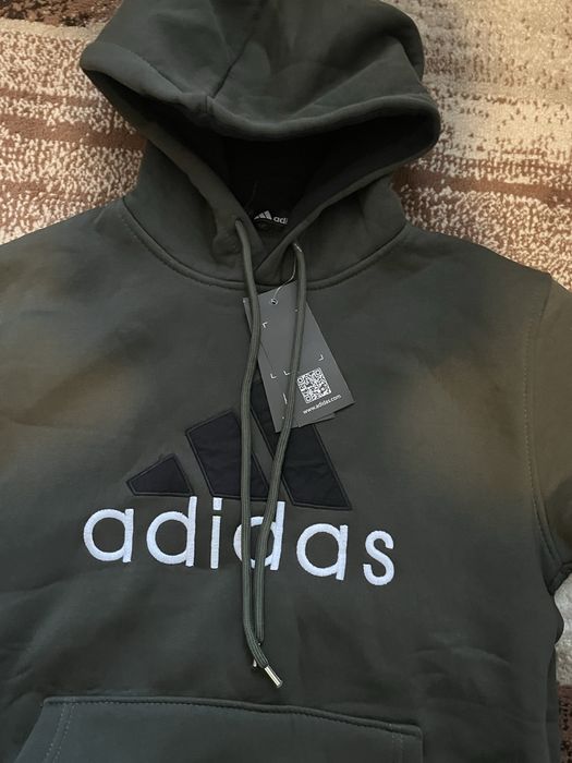 Trening Adidas ORIGINAL NOU (cu etichetă) M