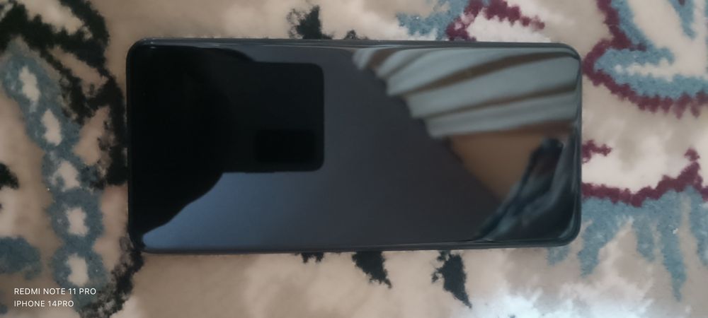 Infinix HOT 40i    holati yangi pul kerak shunga sotomiz