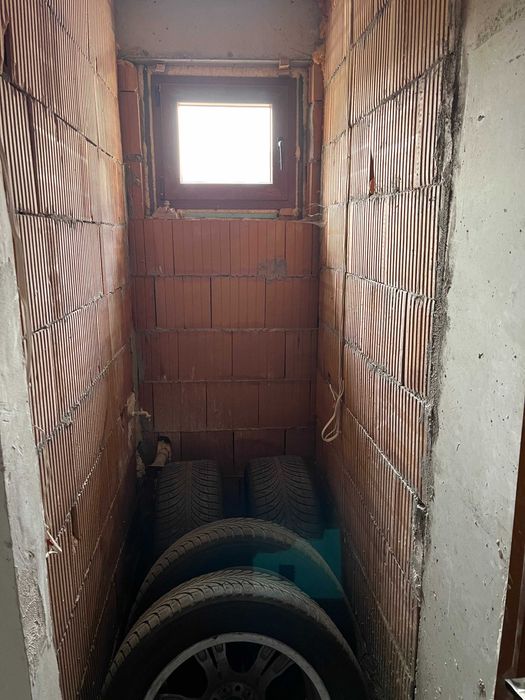 Продава се Двустаен апартамент в Банкя - 81 кв.м за 1297 €/кв.м - Снимка #4