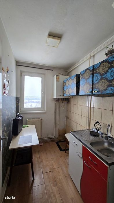 Apartament ieftin cu 3 camere